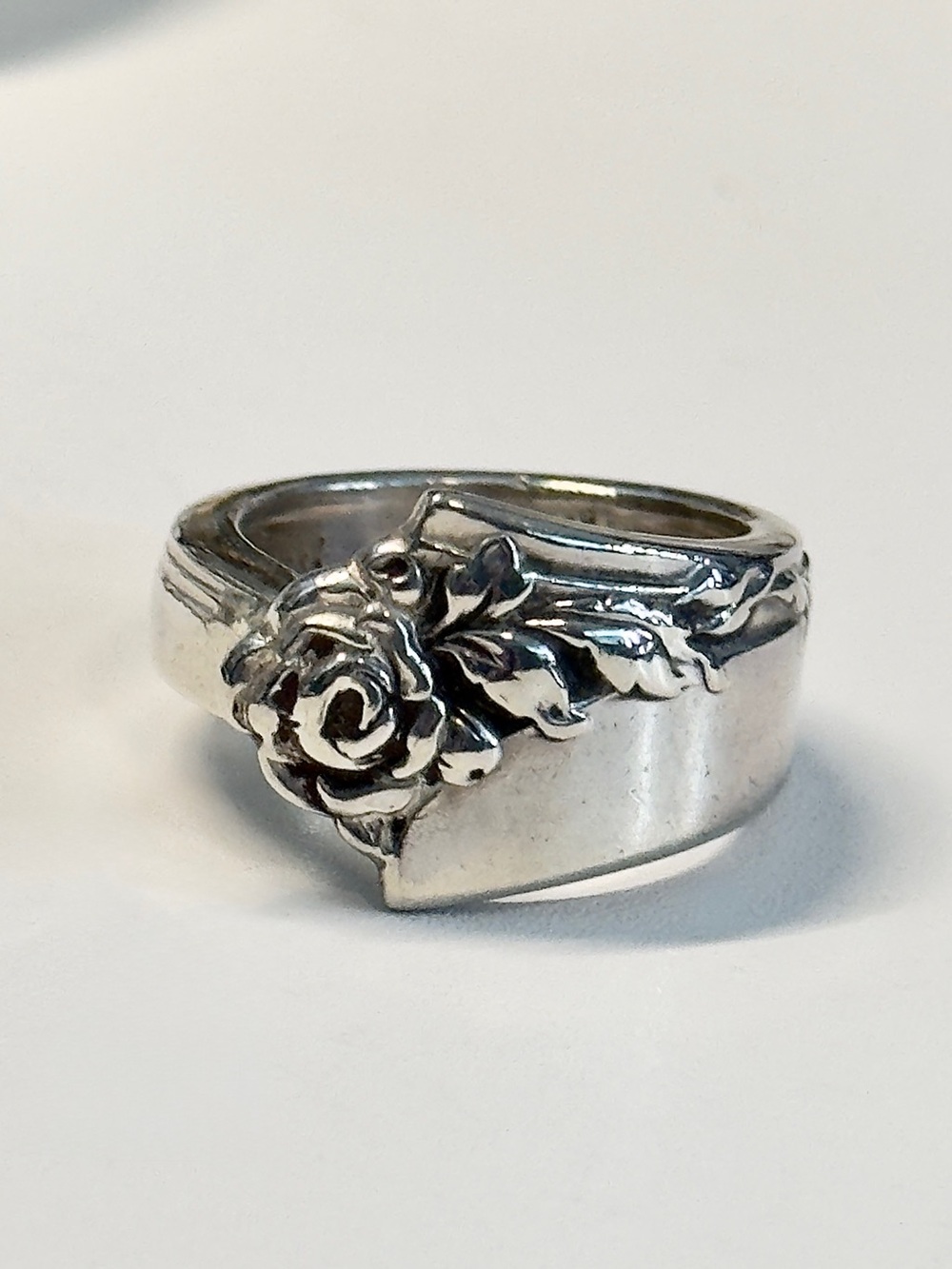 Vintage Oneida Heirloom Sterling Silver "Damask Rose" Spoon Ring (7.5)